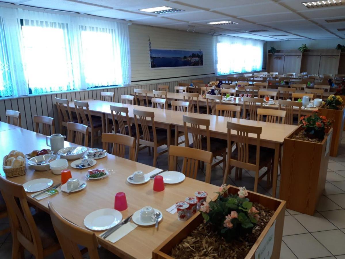 Jugendtours-Feriendorf Ummanz Экстерьер фото